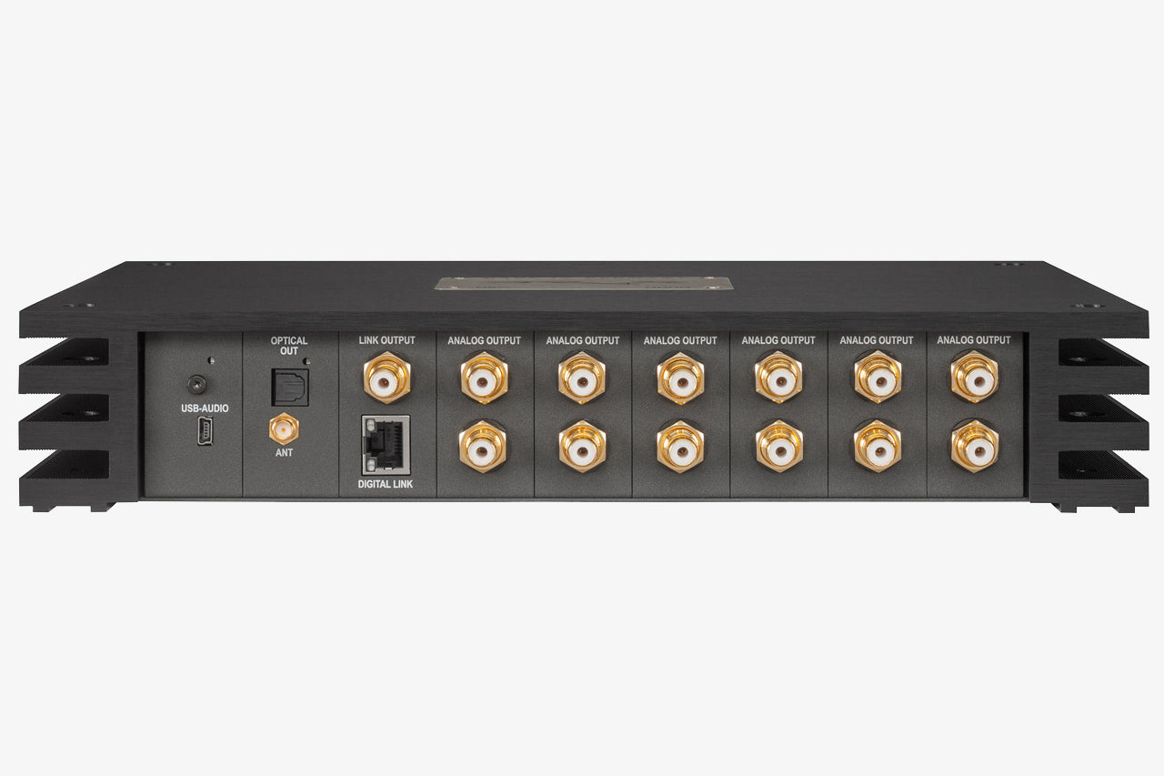 output side panel of Brax DSP