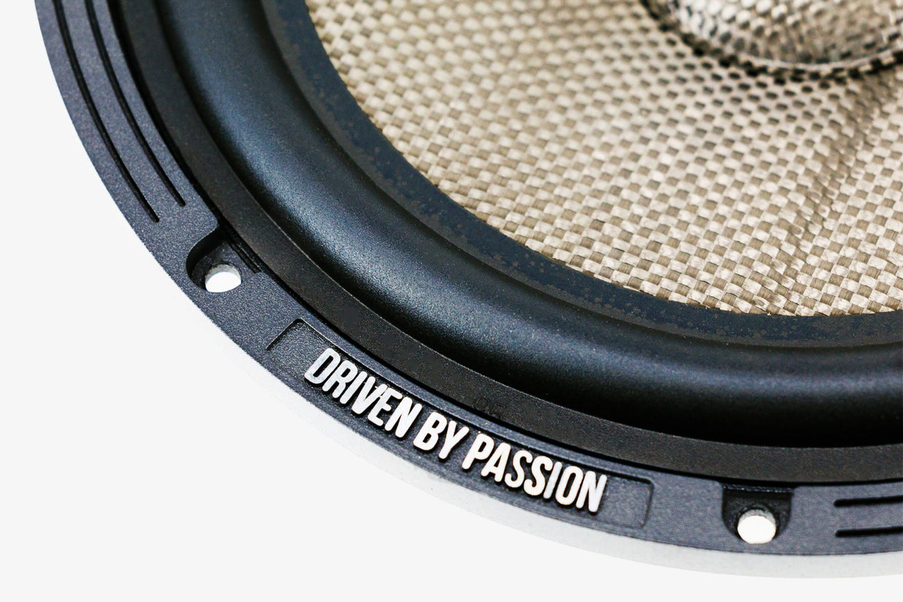 Blam Multix Barrel MB8 6D - 8 inch 2 ohm shallow car audio midbass driver close up of mounting frame