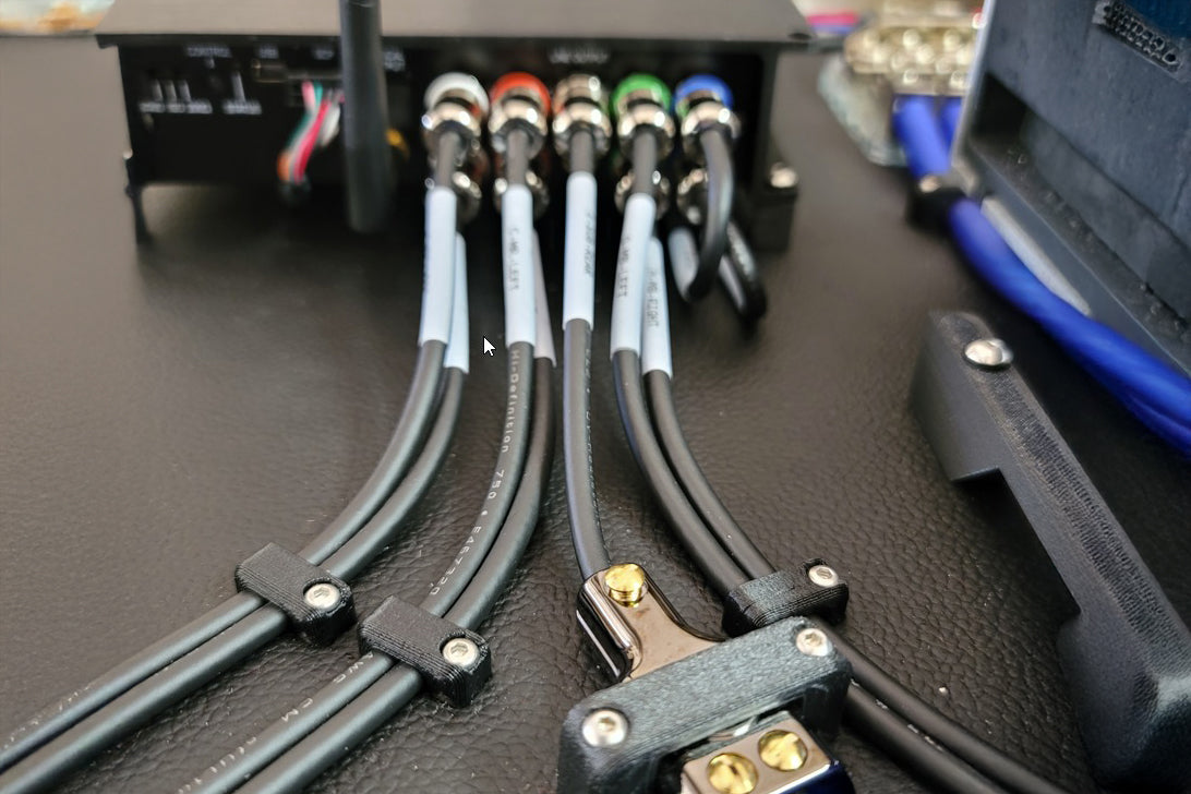 ResoNix Planet Waves Solderless Custom RCA Cables System installed into Helix DSP