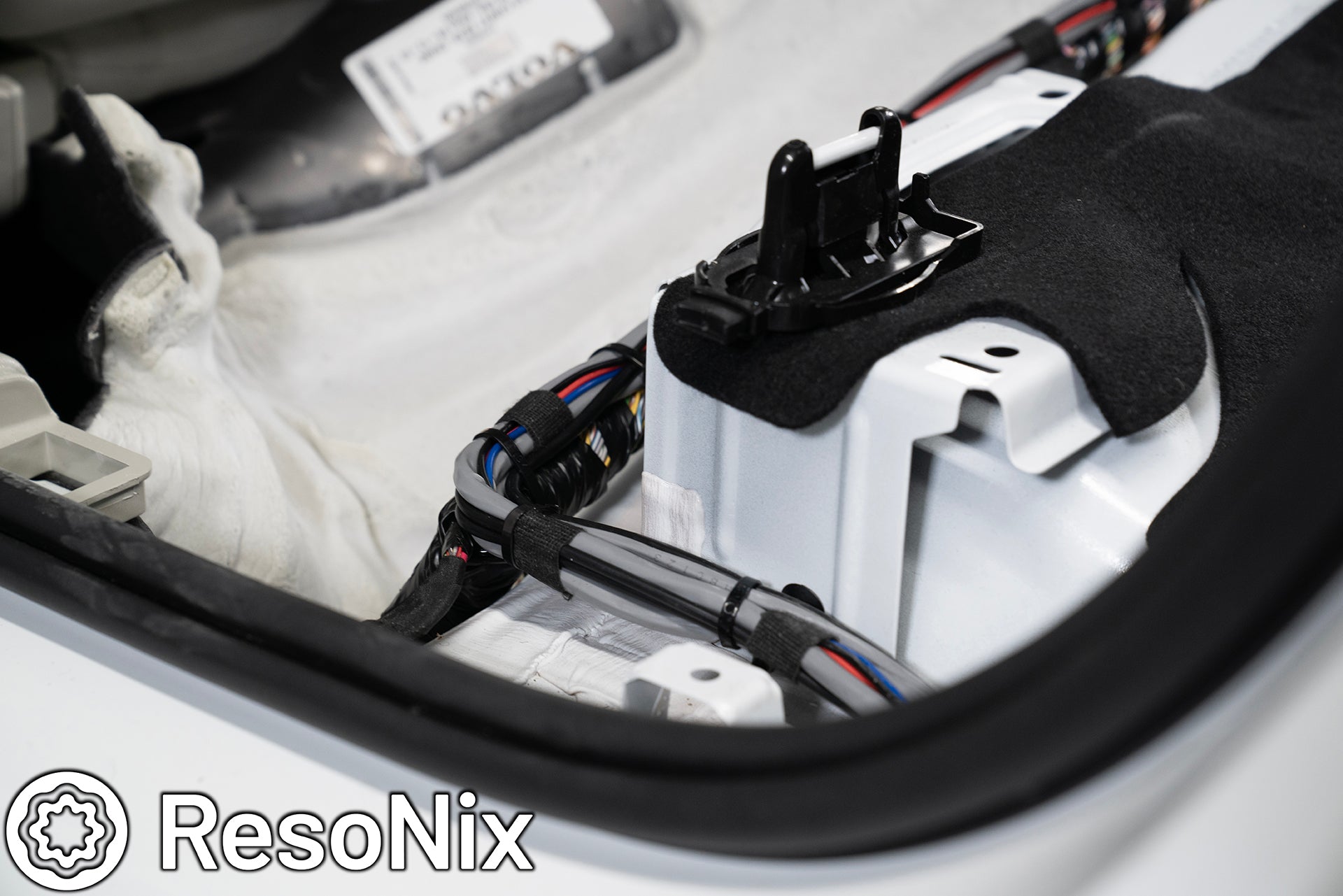 ResoNix Sound Solutions Apicella Auto Sound Volvo S60 XC60 S90 XC90 V60 V90 Sound System speaker amplifier DSP Subwoofer upgrade sound deadening material quiet down cabin B&W Harmon Kardon Upgrade