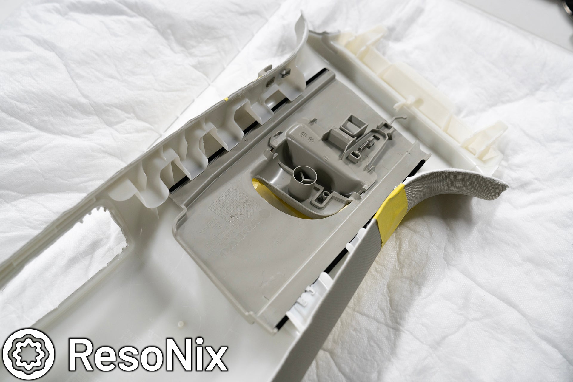 ResoNix Sound Solutions Apicella Auto Sound Volvo S60 XC60 S90 XC90 V60 V90 Sound System speaker amplifier DSP Subwoofer upgrade sound deadening material quiet down cabin B&W Harmon Kardon Upgrade