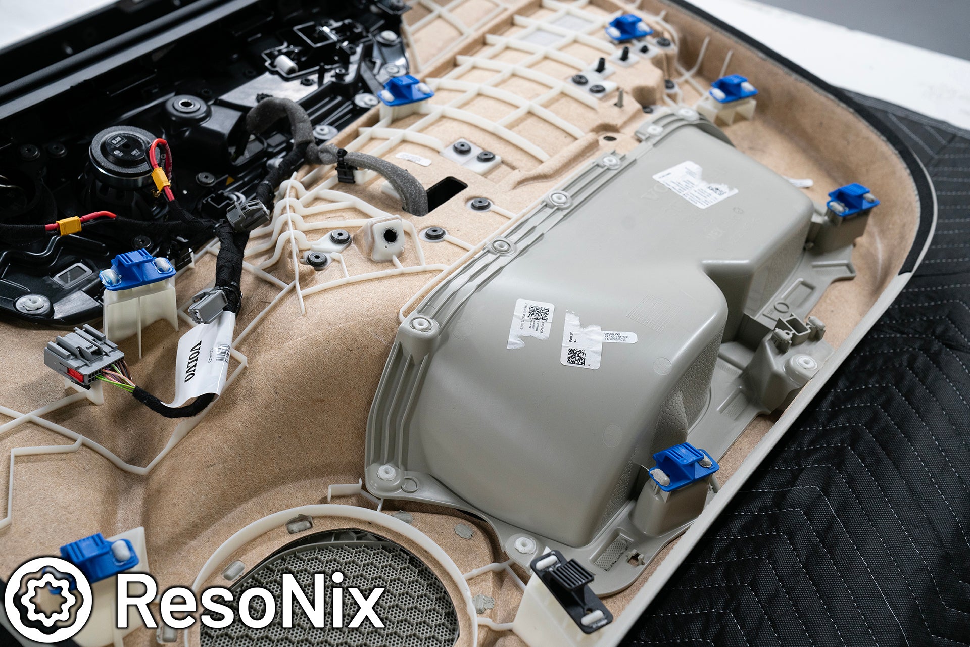 ResoNix Sound Solutions Apicella Auto Sound Volvo S60 XC60 S90 XC90 V60 V90 Sound System speaker amplifier DSP Subwoofer upgrade sound deadening material quiet down cabin B&W Harmon Kardon Upgrade