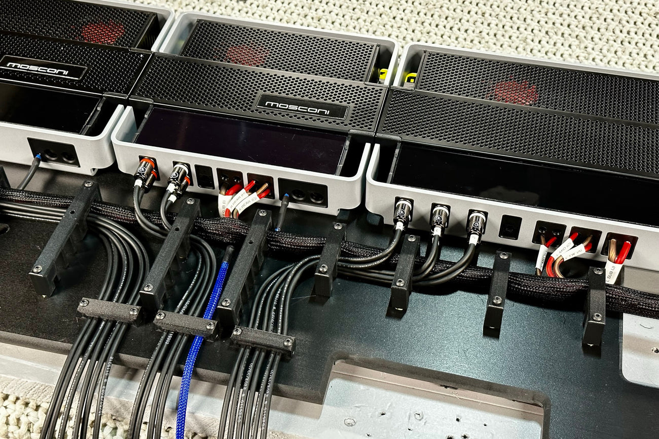 ResoNix Planet Waves Solderless Custom RCA Cables System installed into amplifier rack