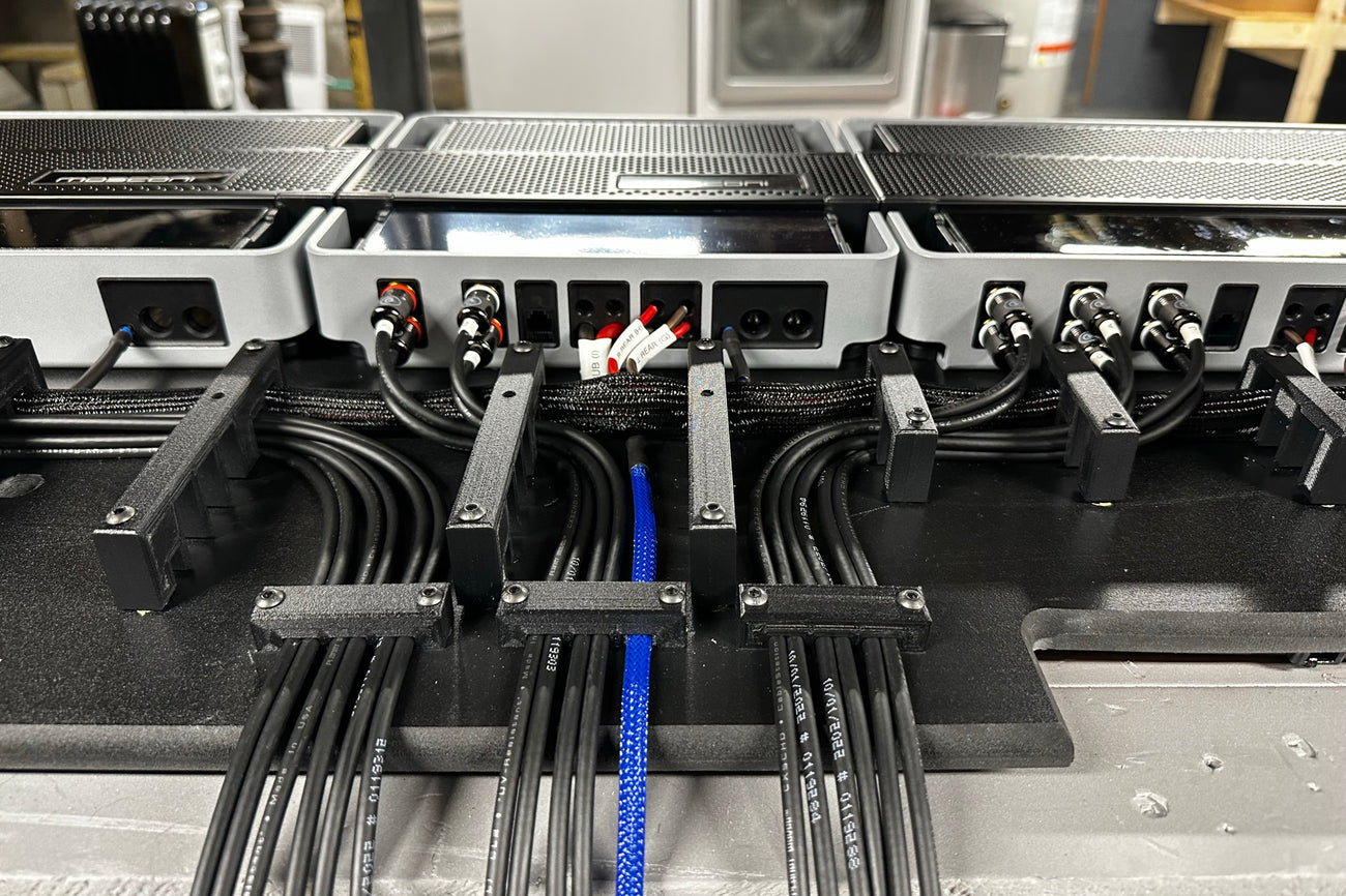 ResoNix Planet Waves Solderless Custom RCA Cables System installed into amplifier rack