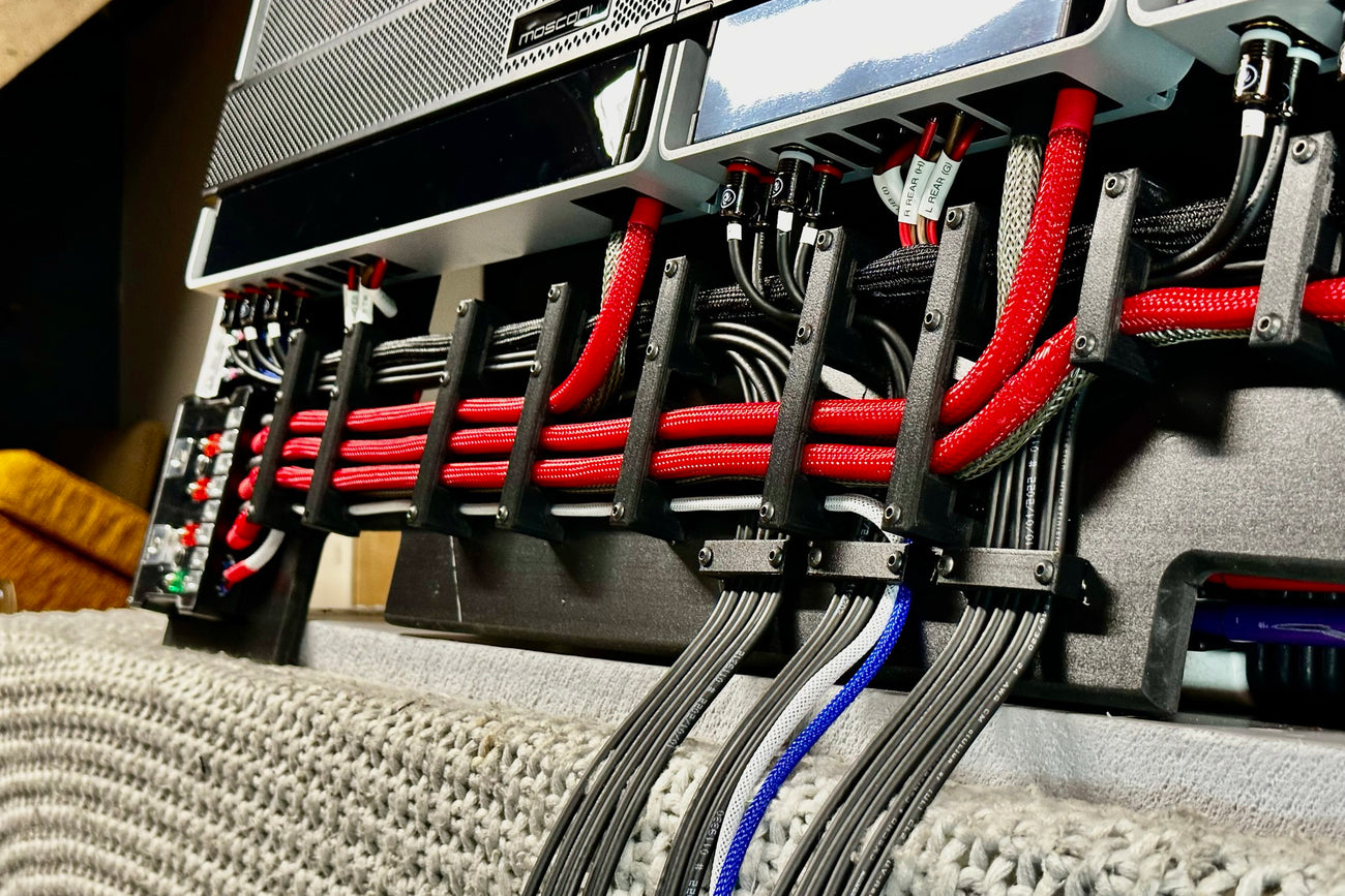 ResoNix Planet Waves Solderless Custom RCA Cables System installed into amplifier rack