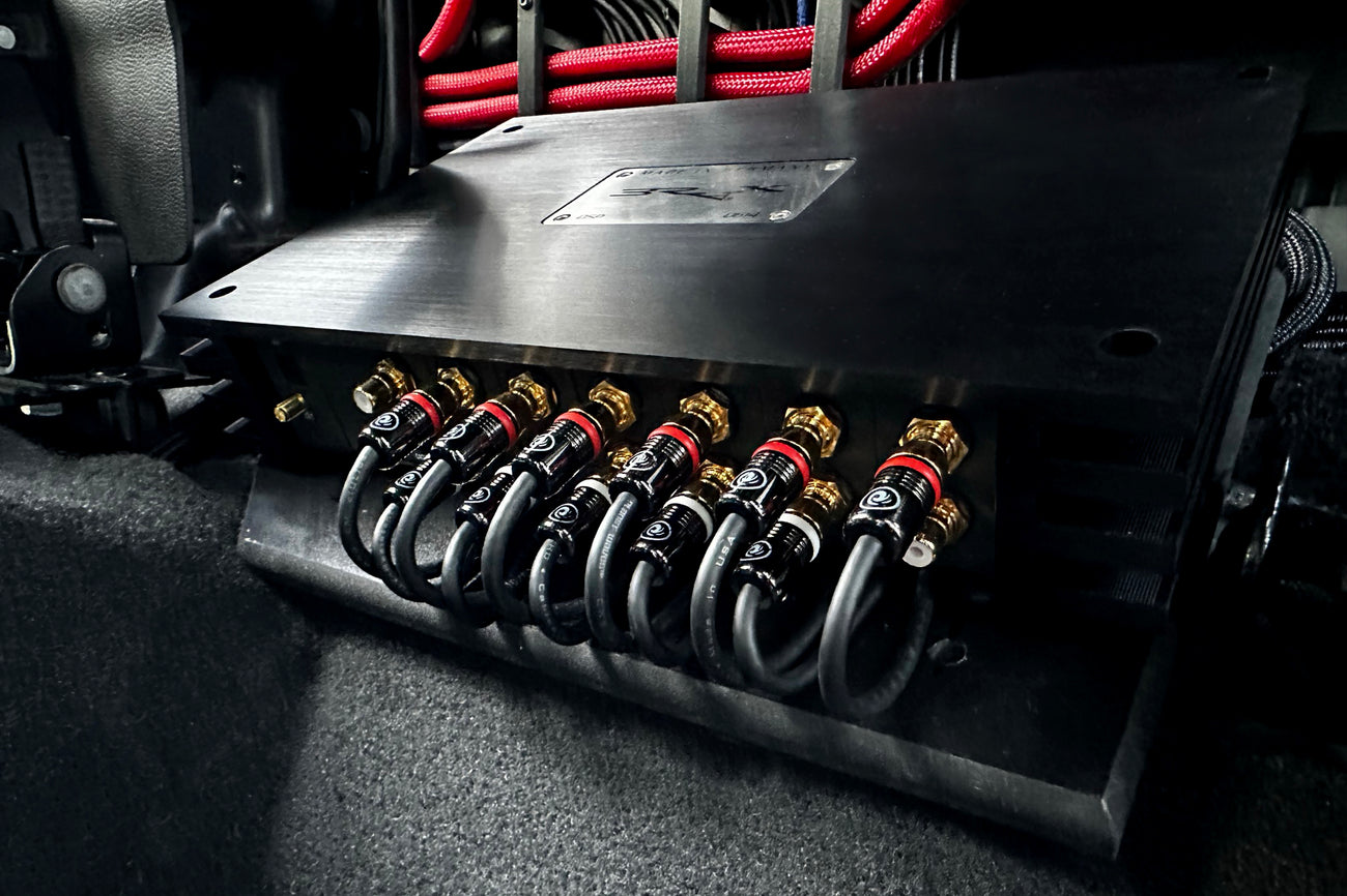 ResoNix Planet Waves Solderless Custom RCA Cables System installed into amplifier rack
