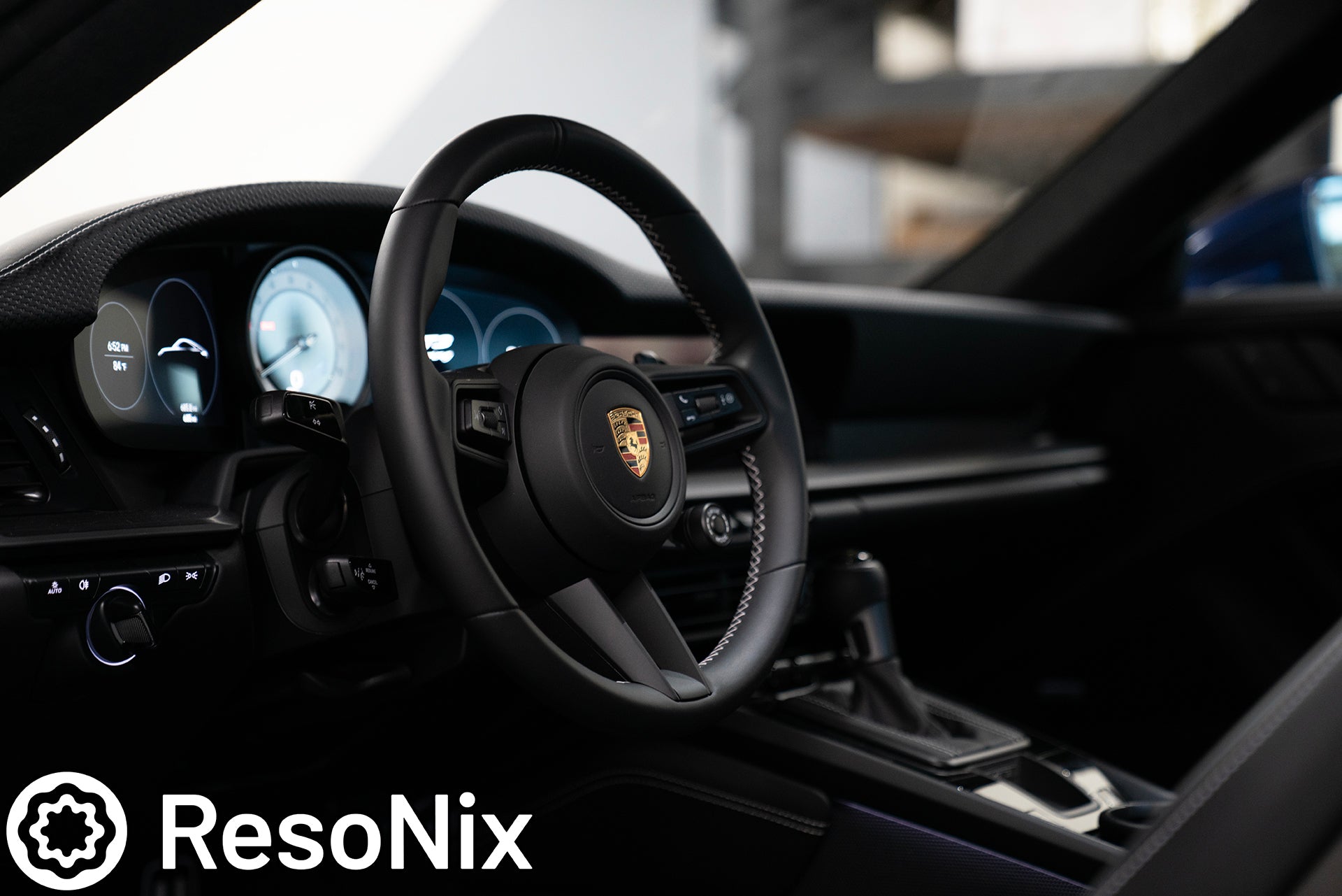 Porsche 911 GT3 Touring Steering Wheel and Interior