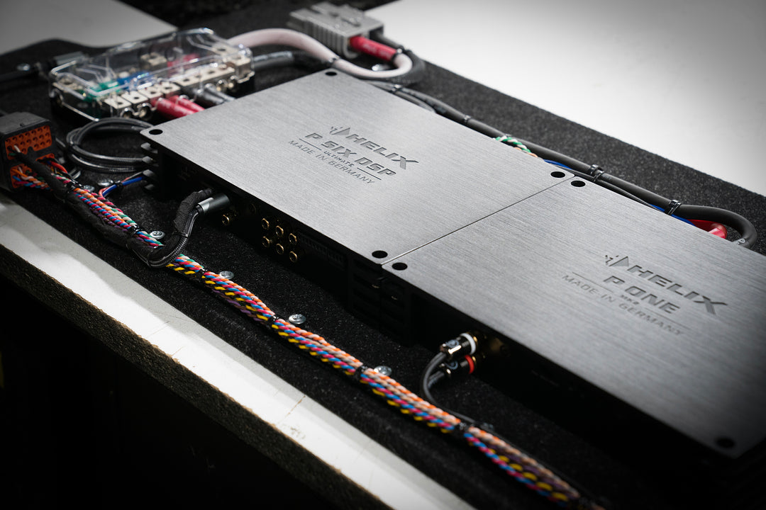 Helix P Six Ultimate and P One Mk2 wired up with Planet Waves ResoNix Solderless RCA Cable System