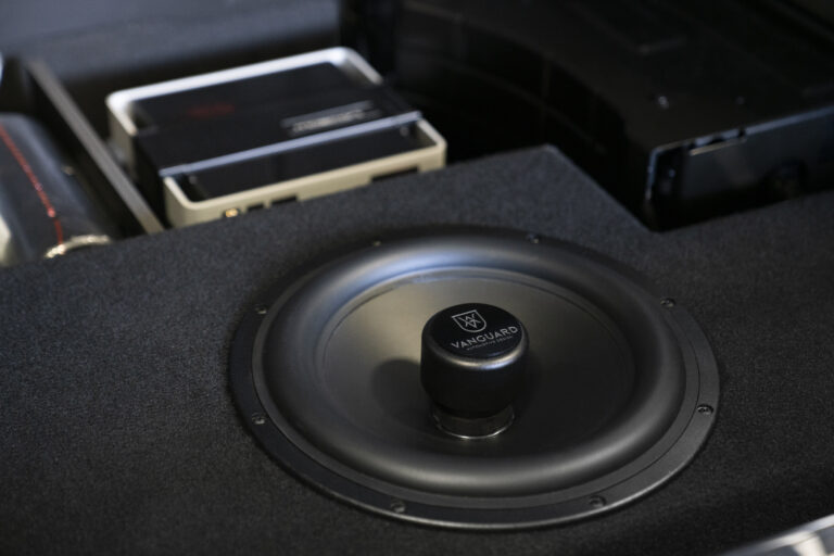 Audi RSQ8 ResoNix Sound Solutions Illusion Audio L10 L12